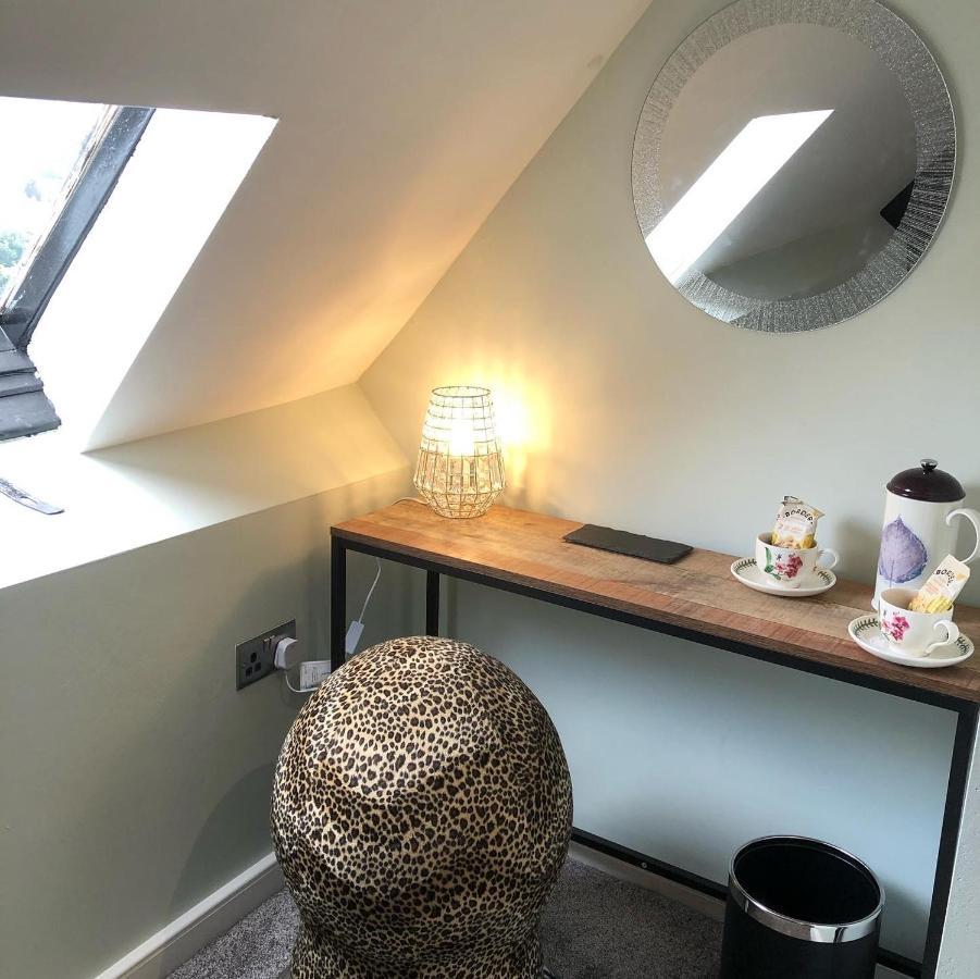 Bed and Breakfast Mount Street House Brecon Exteriér fotografie