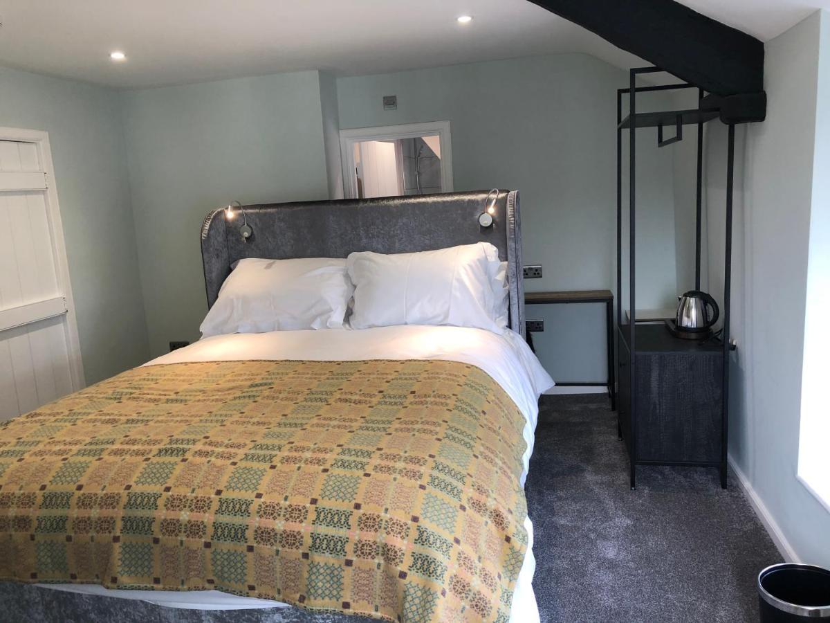 Bed and Breakfast Mount Street House Brecon Exteriér fotografie