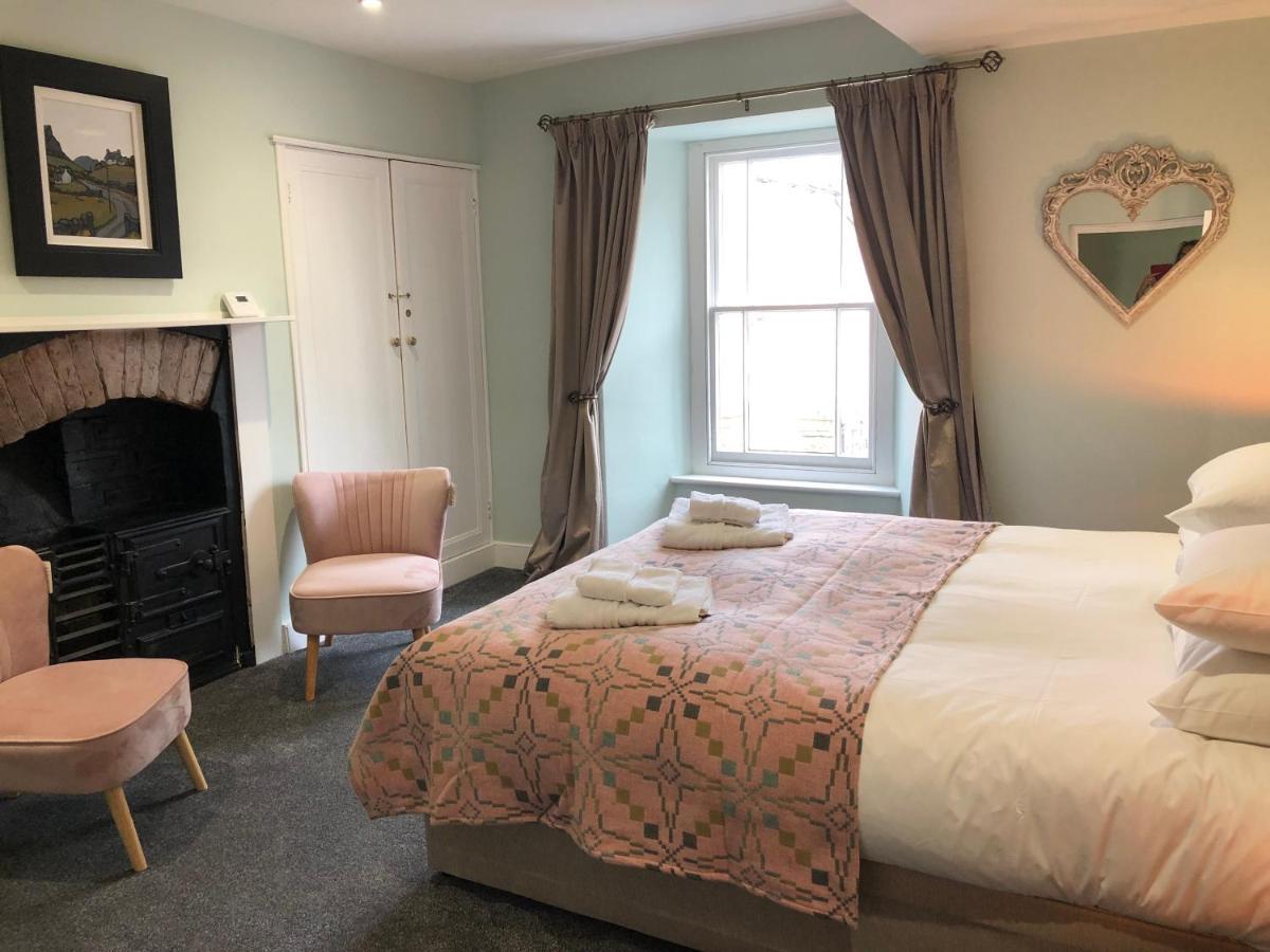 Bed and Breakfast Mount Street House Brecon Exteriér fotografie