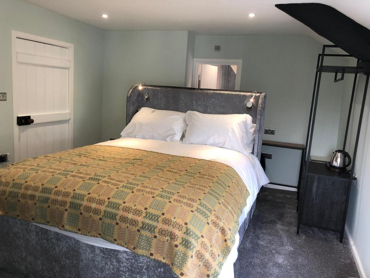 Bed and Breakfast Mount Street House Brecon Exteriér fotografie