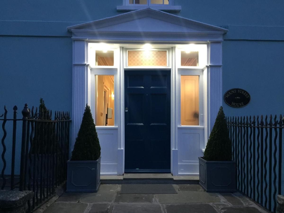 Bed and Breakfast Mount Street House Brecon Exteriér fotografie